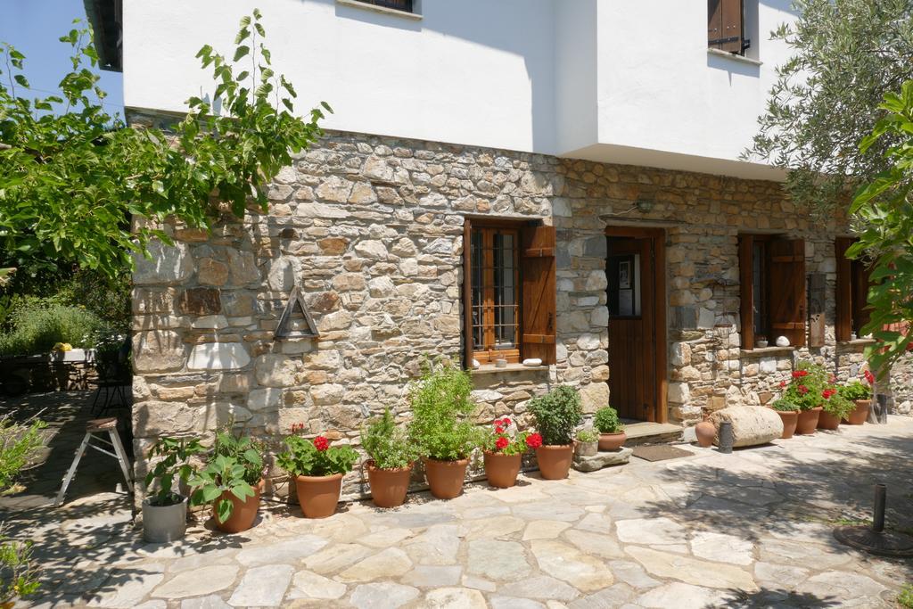 Traditional Stonehouse Potistika Exterior foto